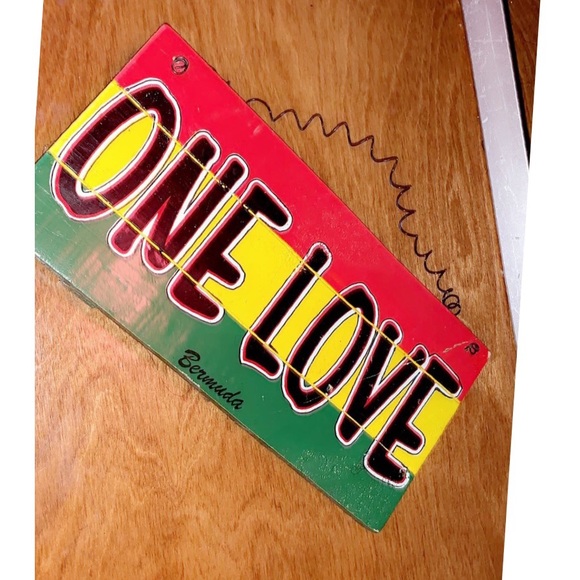 * One Love Sign❤️💛💚 - Picture 2 of 3